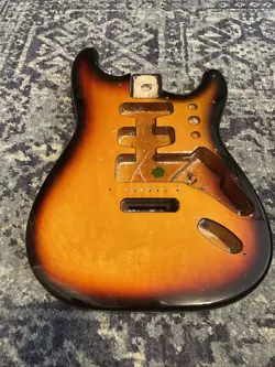 STRAT BODY 1998