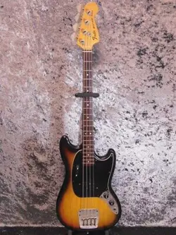 FENDER MUSTANG BASS '77