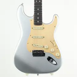 FENDER AMERICAN ULTRA STRATOCASTER QUICK SILVER 2022 ELECTRIC GUITAR
