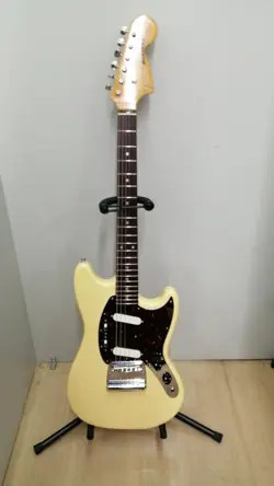 BASSWOOD ELECTRIC GUITAR