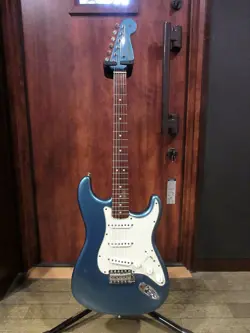 1963 STRATOCASTER LAKE