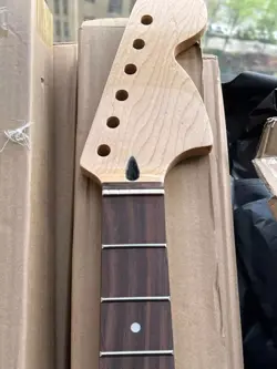 22 FRETS BIG HEAD ELECTRIC GUITAR NECK ROSEWOOD FRETBOARD FOR DIY FENDER STRAT