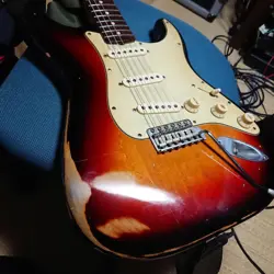 FENDER ROADWORN NO.MG1395