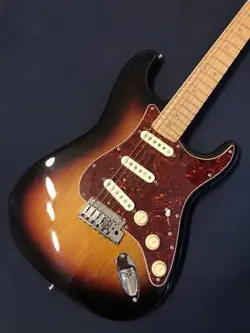 MODEL] FENDER