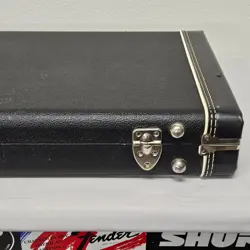 1997 FENDER USA BLACK W/ RED DELUXE HARDSHELL CASE STRAT / TELE AMERICAN GUITAR