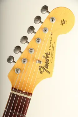 1965 STRATOCASTER LAKE