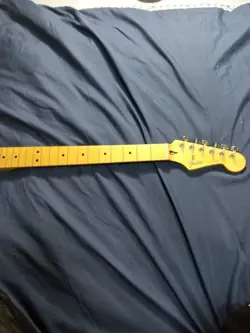 FENDER STRATOCASTER GUITAR NECK MAPLE