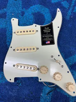 USED FENDER AVII