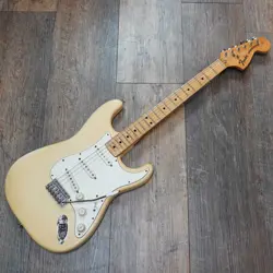 FENDER STRATOCASTER ALDER BODY OLYMPIC WHITE 1975