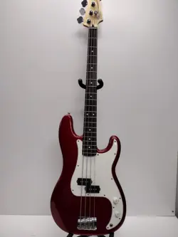 4-STRING PRECISION BASS-