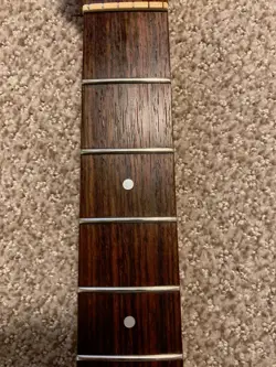 FENDER TONE SUNBURST