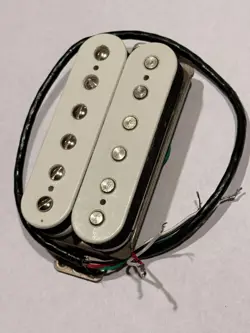 FENDER HUMBUCKER PICKUP WHITE