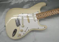 FENDER JAPAN STRATOCASTER ST72-86DSC ELECTRIC GUITAR CRAFTED IN JAPAN