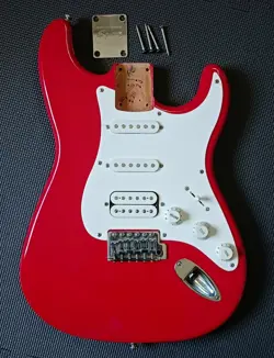 2002 FENDER SQUIRE FAT STRAT LOADED BODY WORKS 100% 👍 