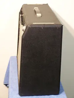 GUITAR AMPLIFIER SILVERFACE