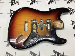 MIM STRATOCASTER DELUXE