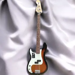 FENDER PLAYER SERIES PRECISION BASS L ELECTRIC, ALDER BODY, MAPLE NECK, USED