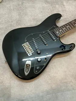 SQUIER BY FENDER SILVER SERIES SST-R 1993-1994 FROM JAPAN