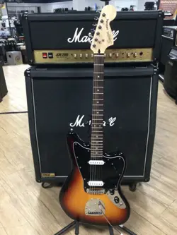 FENDER SQUIER JAGUAR GUITAR (P03040387)