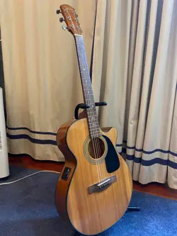 6-STRING GUITAR GC140SCE