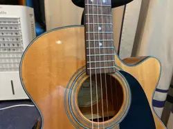 ACOUSTIC ELECTRIC 6-STRING
