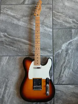 FENDER TELECASTER ELECTRIC GUITAR - 3 COLOR SUNBURST