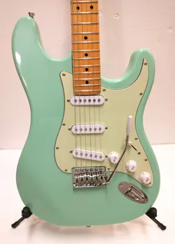 BUILT STRATOCASTER STYLE