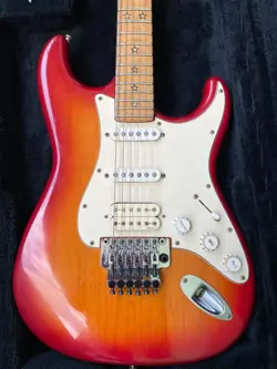 SIGNATURE STRATOCASTER 1991