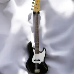 FENDER JAPAN JB62-US ELECTRIC BASS GUITAR - USED, GREAT CONDITION