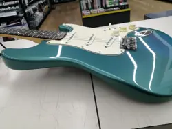 STRATOCASTER ELECTRIC GUITAR-08