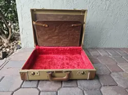 TWEED BRIEFCASE FENDER