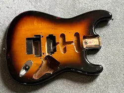 1980S FENDER ST-562