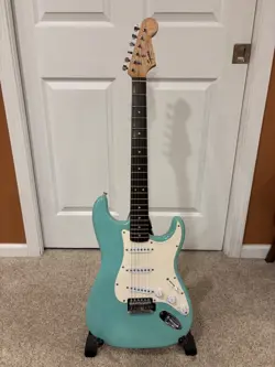 2011 SQUIER BULLET STRATOCASTER IN SEA FOAM GREEN - NEAR MINT FENDER