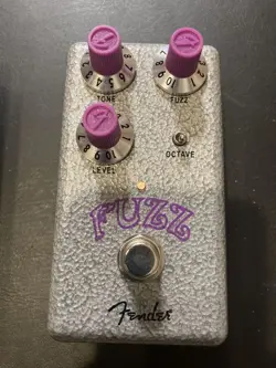 FENDER FUZZ EFFECTOR