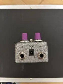 FENDER FUZZ EFFECTOR