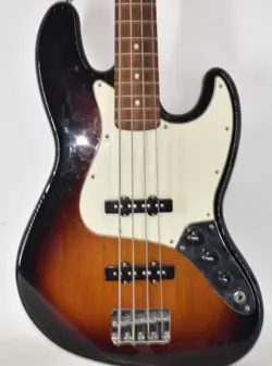 BASS GUITAR S/N: