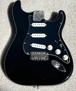 2008 FENDER (STARCASTER) STRATOCASTER SSS DAVID GILMOUR VIBE 42MM BODY NICE