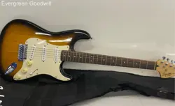 SQUIER BY FENDER STRAT ELECTRIC GUITAR AFFINITY SERIES BLACK W/ GIG BAG