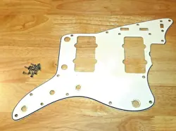 FENDER 1966 WHITE 3 PLY JAZZMASTER PICKGUARD