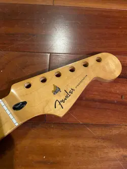 2022 FENDER PLAYER PLUS STRAT AMBER MAPLE NECK STRATOCASTER 12