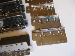 SQUIER GUITAR TREMOLO