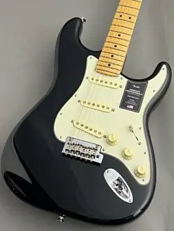 FENDER AMERICAN PROFESSIONAL  STRATOCASTER BLACK