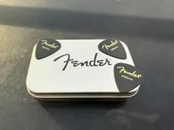 -NEW- FENDER GUITAR PICK TIN / PICKS