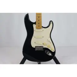 FENDER ERIC CLAPTON STRATOCASTER ELECTRIC GUITAR-02