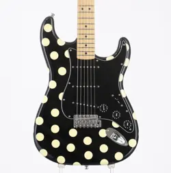 FENDER BUDDY GUY STANDARD STRATOCASTER POLKA DOT FINISH 2010 ELECTRIC GUITAR