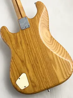 1983 ELITE STRAOCASTER