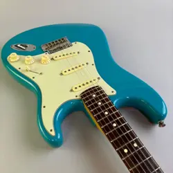 FENDER AMERICAN PROFESSIONAL II STRATOCASTER MIAMI BLUE SAFE DELIVERY FROM JAPAN