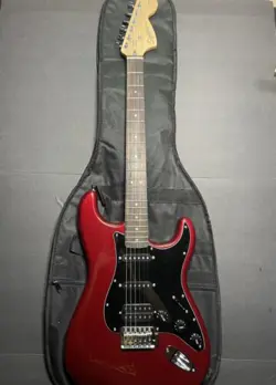 FENDER SQUIER STRATOCASTER AFFINITY ELECTRIC GUITAR  W/ ACCESSORIES