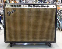FENDER TWIN REVERB  1978MADE IN THE YEAR