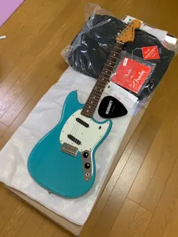 FENDER PLAYER II MUSTANG GUITAR AQUATONE BLUE ROSEWOOD FRETBOARD USED